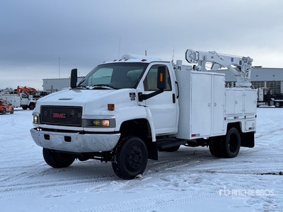 2008 GMC C5500 4x4 Service Truck