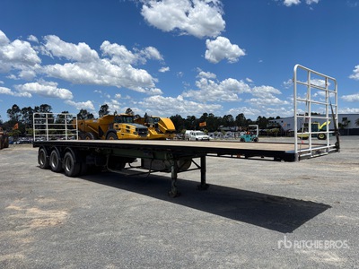 1996 Haulmark 13.5 m Tri/A Remorque à plateau