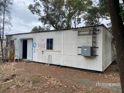 4 Unit 9.6 m x 3 m Mobile Office