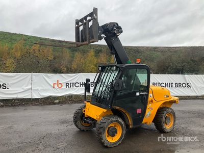 2022 JCB 520-40 4x4x4 Telehandler