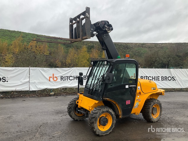 2022 JCB 520-40 Telehandler | Ritchie Bros. Auctioneers