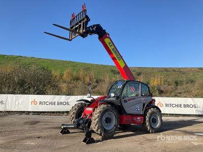 2022 Manitou MT1335 Manipulador Telescópico