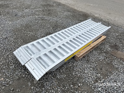 2025 6 Ton Aluminum Loading Ramps (Unused)