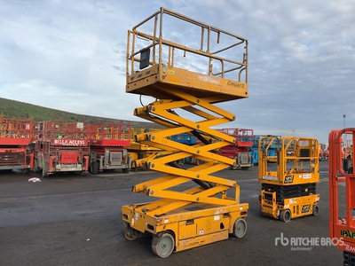 2014 Haulotte Compact12 Elevador de tijera