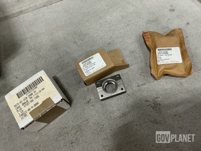 (18) Lockheed Martin 717531136-009 Stuffing Tube Plugs