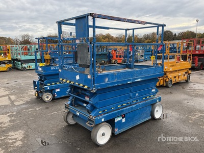 2015 Skyjack SJIII4626 Electric Piattaforma aerea verticale