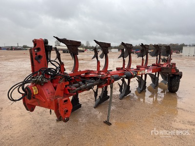 2011 Gregoire Besson RWY7 616 170 100 3-Point 6 Bottom Charrue Reversible Charrue réversible