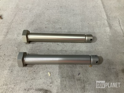 (6) Boeing 74A480701-2001 Close Tolerance Bolts