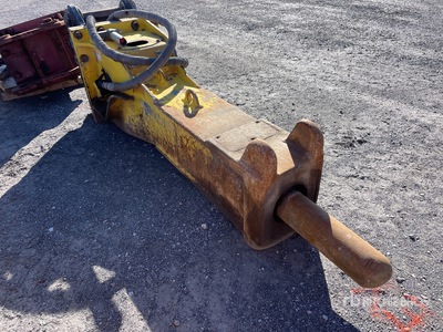 Epiroc HB3100 ブレーカー