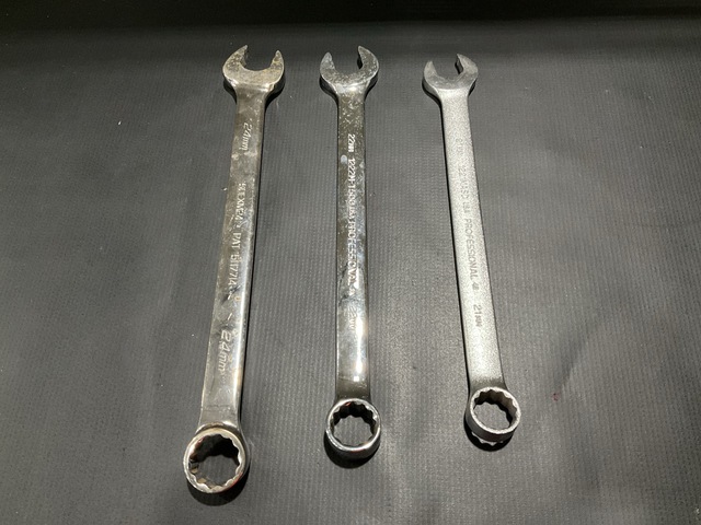 (688) Combination Wrenches & (111) Socket Wrench Extensions