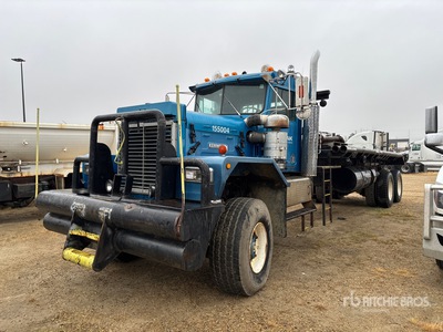 1974 Kenworth 6x4 Pritschenwägen (Inoperable)