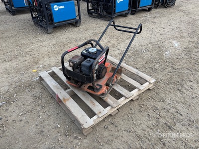 Multiquip MVC88VTHW Vibratory Plate Compactor