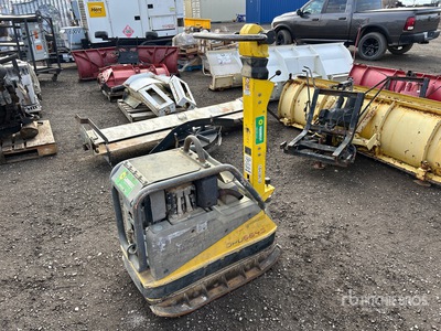 2021 Wacker DPU5545H Reversible Vibratory Plate Compactor