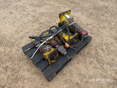 Epiroc SB102 Qte De Marteaux Hydrauliques Qty Of Hydraulic Breaker