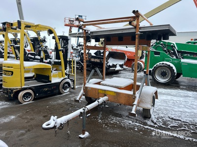 Solar Tech Solar Arrow Board