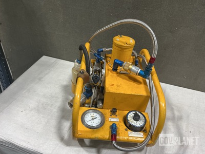 GIL 61A108-J1 Pre Oiler/Pressure Fill Tank