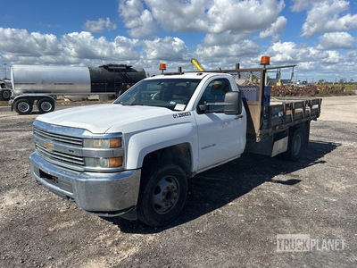 2016 Chevrolet 3500 4x2 Flatbed Truck