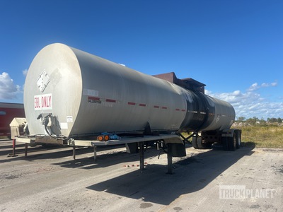 1998 Fruehauf TEH-F2-1R7000X1 T/A 7000 gal Asphalt Tank Trailer