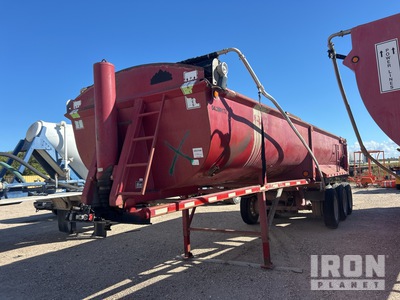 2011 Hanson Trailers 30 ft 5 in Tri/A Frameless End Dump Trailer