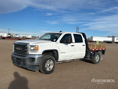2017 GMC Sierra 2500HD 4x4 Crew Cab Autocarro cassone fisso