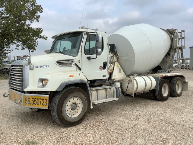 2015 Freightliner 114 SD 6x4 Mixer Truck