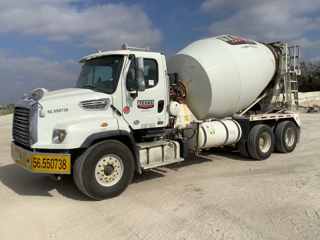 2016 Freightliner 114 SD 6x4 Mixer Truck