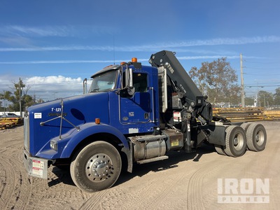 Hiab 322EP-3 Pro 3500 lb Knuckle Boom on 2013 Kenworth T800 6x4 Boom Truck
