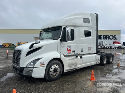 2023 Volvo VNL760 6x4 Cabeza Tractora Cabina Dormitorio