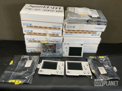 (19) Zoll Display Monitors