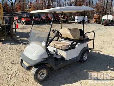 2015 (unverified) EZGO 4 Seat Electric Golf Cart (Inoperable)