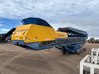 2019 Kleemann KT80-2 36 in x 80 ft Tracked Stacking Conveyor