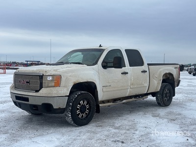 2011 GMC Sierra 2500HD SLE 4x4 Crew Cab Pickup