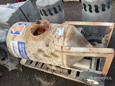 2013 Schmidt 3.5 CU SANDBLAST POT 300LB Sand Blaster