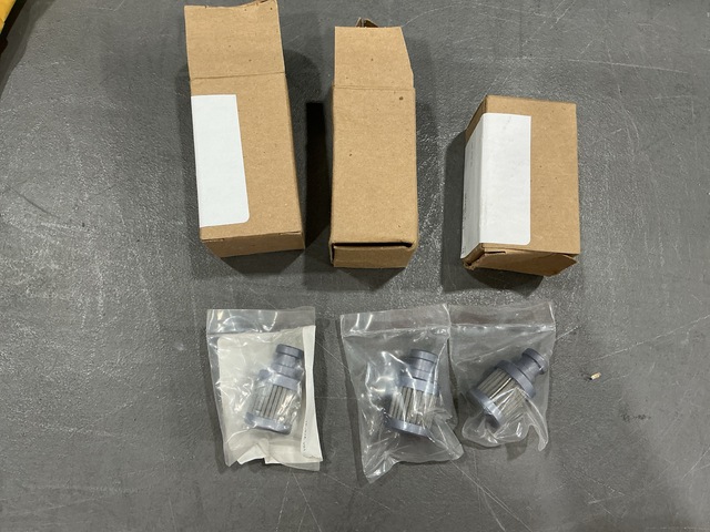 (6) Western Filter 3-324925 Fluid Filter Elements