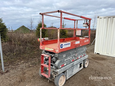 2018 Skyjack SJIII3226 Electric Piattaforma aerea verticale