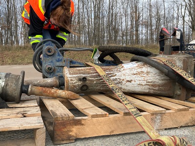 Breakers Drills America B/D-50 Hydraulic Breaker