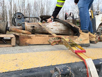 2016 Bobcat HB880 Hydraulic Breaker