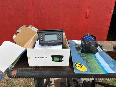 New Holland EZ Guide 250 شريط الإضاءة (Unused)