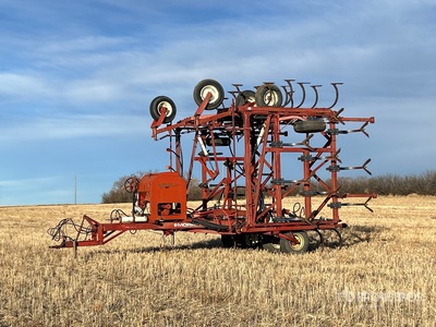 Morris Magnum II 745 45 ft محراث