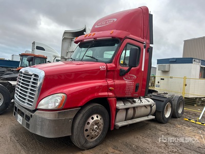 2011 Freightliner Cascadia 125 6x4 3-Achs Sattelzugmaschine