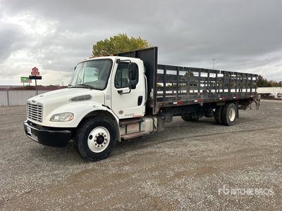 2019 Freightliner M2 106 4x2 平台トラック