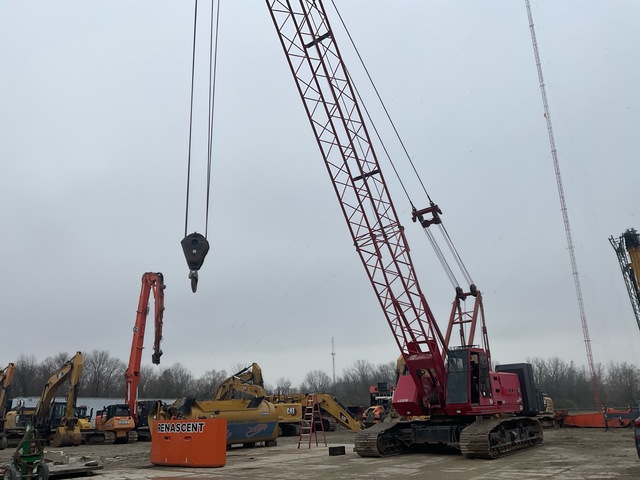 1999 Manitowoc 111 Series B 80 ton Lattice-Boom Crawler Crane