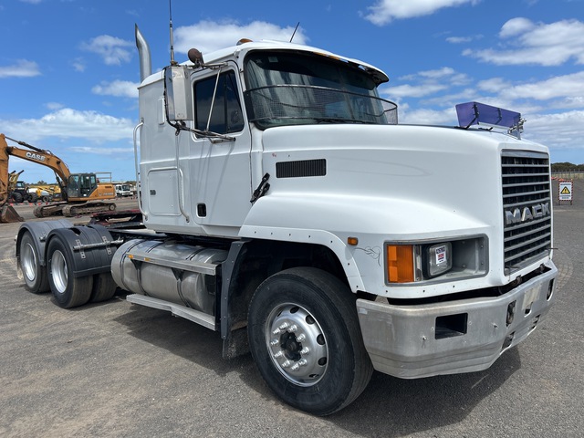 2000 Mack CH688RST 6x4 Sleeper Prime Mover