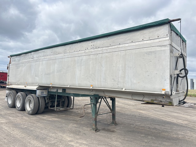 1981 Jamor 9.7 m Tri/A Tipping Trailer