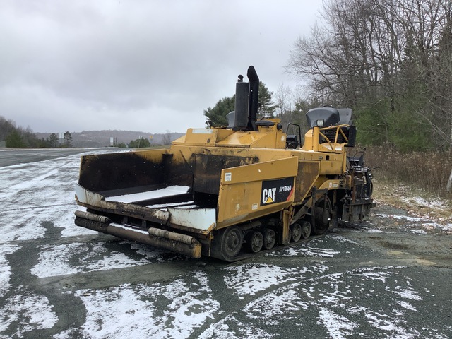 2011 Caterpillar AP1055D