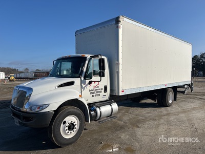 2019 International Durastar 4300 4x2 Kastenwägen