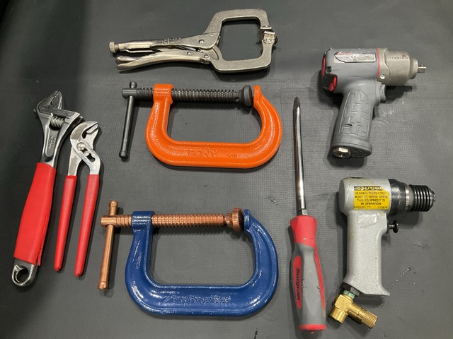 (600) Assorted Hand Tools