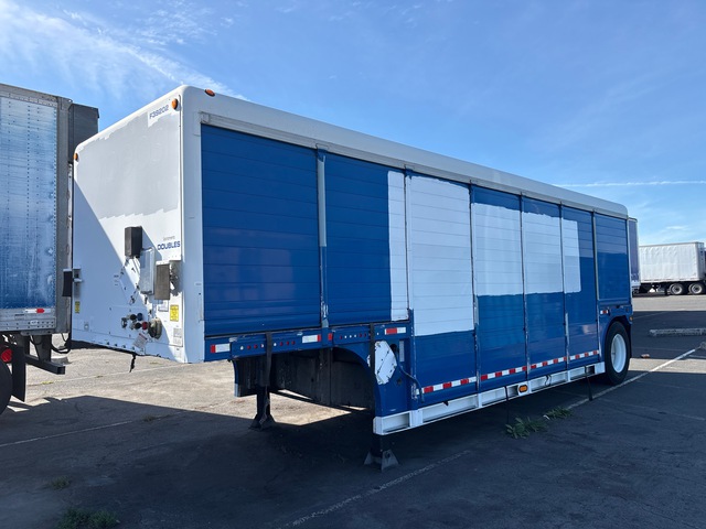 2010 Hackney 14 Bay S/A Beverage Trailer