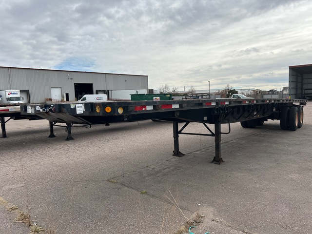 2001 Lufkin 80000 lb 45 ft T/A Flatbed Trailer