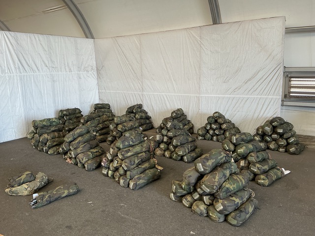 (212) Diamond Brand 181-102 Marine Combat Tents